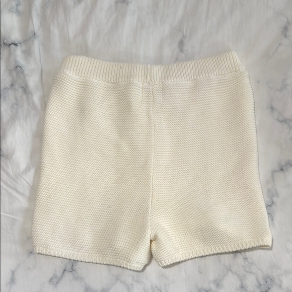 Cream High Waist Knit Shorts with Ribbed Texture - Picture 4 of 4